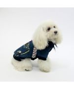 Bichón vestido con un divertido abrigo de moda y rama talla L XL 2XL en jeans con pelo barato