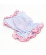 Habillement pour chien bleu et rose avec froufrou motif papillon pas cher sur boutique chienne pas chere design gueule d amour