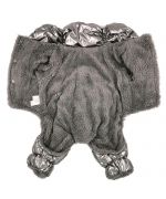 cálida chaqueta plateada para perros